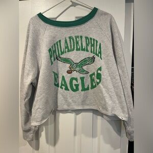 Women’s Large 47 Brand Philadephia Eagles crew neck cropped sweatshirt